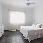 公寓 Gama 卡拉加尔达纳